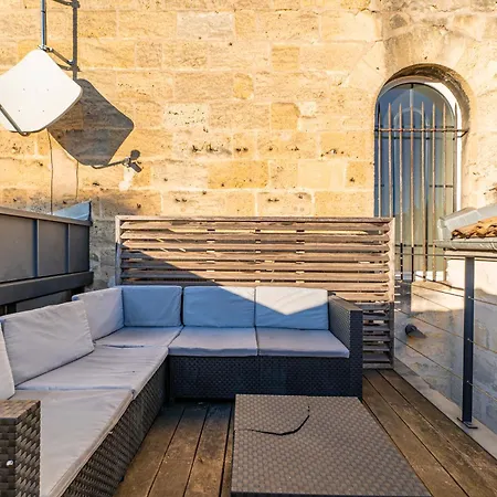 Climatise Avec Rooftop En Hypercentre Bordeaux