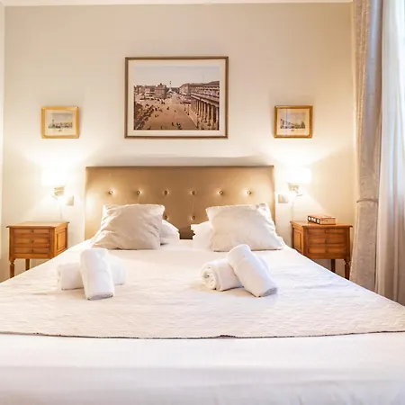 Apartment Climatise Avec Rooftop En Hypercentre Bordeaux